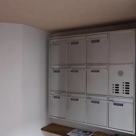 アパート Lovely 1br Flat In The Center Near - Mainau 2 チューリッヒ