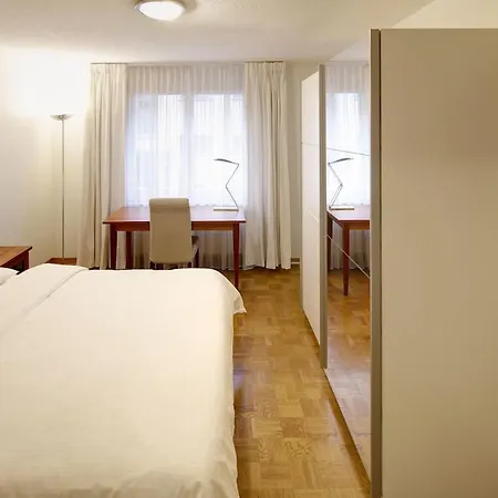 Lovely 1br Flat In The Center Near - Mainau 2 *