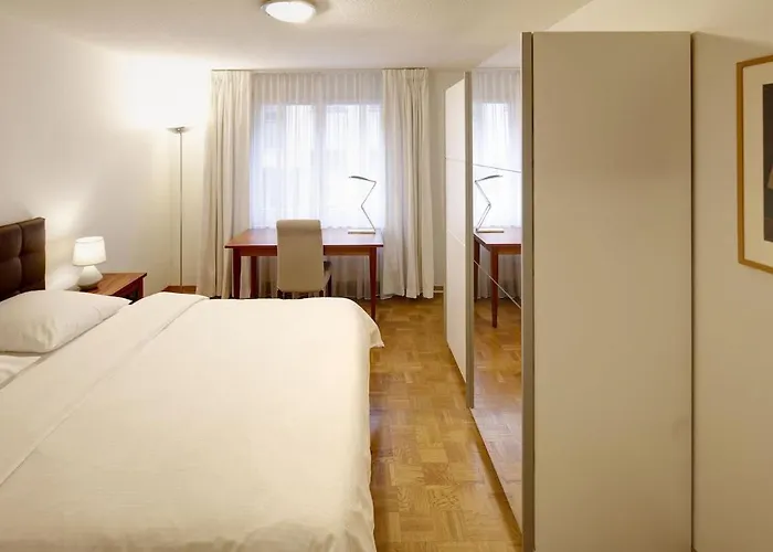 Lovely 1br Flat In The Center Near - Mainau 2 *